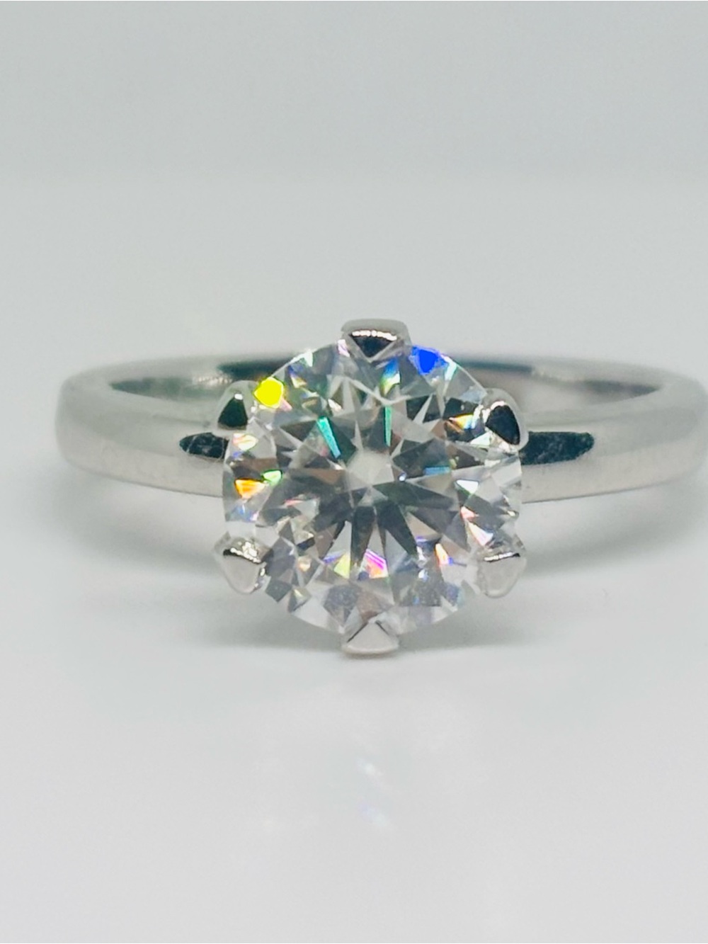 3ct MOISSANITE Ring size 7